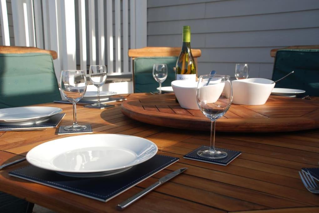 Wow I'M Living On The Beach. Luxury 4 Bed Sleeps 8 Pagham Εξωτερικό φωτογραφία