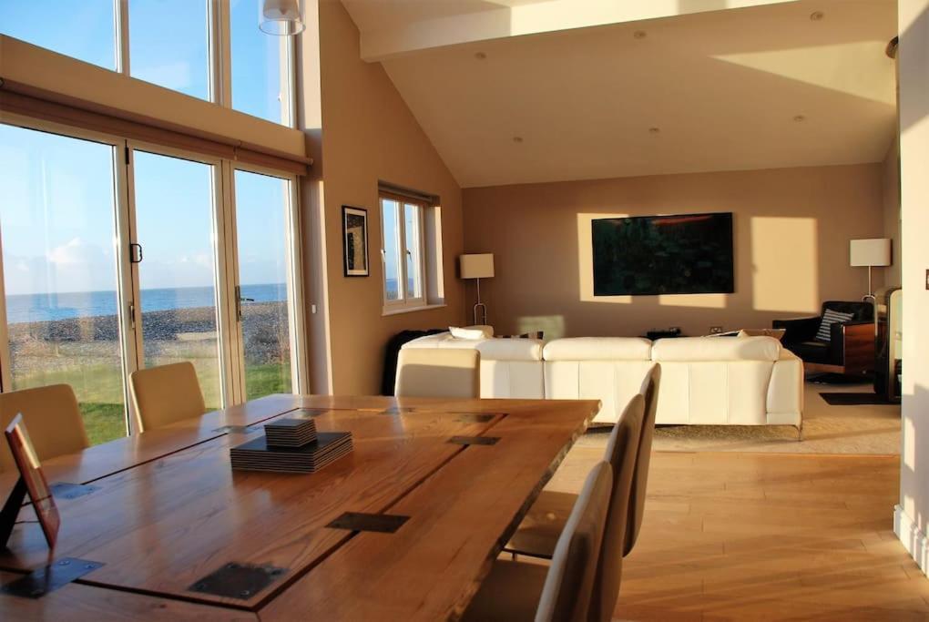 Wow I'M Living On The Beach. Luxury 4 Bed Sleeps 8 Pagham Εξωτερικό φωτογραφία